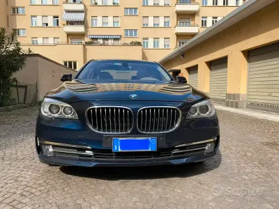 Usata BMW 730 Comfort Edition 258 CV (189 kW) 2012 Bluazzurro Berlina