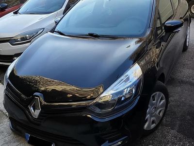 Usata Renault Clio IV Authentique 75 CV (55 kW) 2017 Nero Berlina