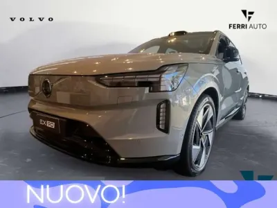 Usata Volvo EX90 Ultra 300 kW (408 CV) 2023 Nero metallizzato SUV