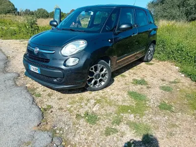 Usata Fiat 500L 105 CV (77 kW) 2014 Blu Monovolume
