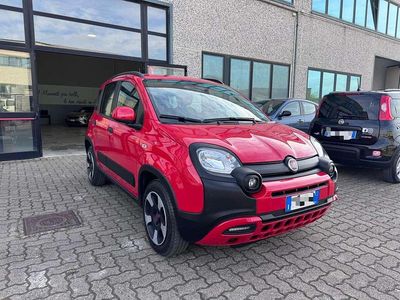 Usata Fiat Panda Cross Cross 69 CV (50 kW) 2022 Rosso Utilitaria