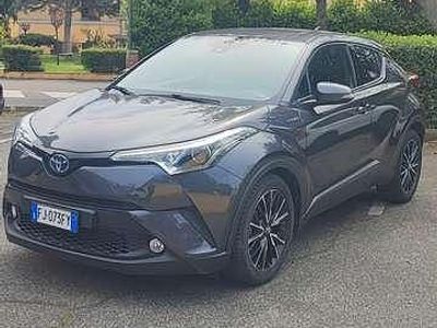Usata Toyota C-HR Lounge 98 CV (72 kW) 2017 SUV