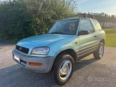 Usata Toyota RAV4 129 CV (94 kW) 1996 Blu SUV