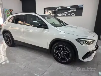 Usata Mercedes GLA200 Premium 150 CV (110 kW) 2021 Bianco SUV