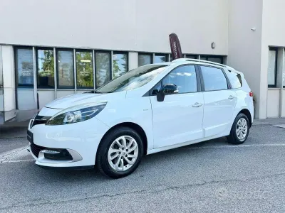 Usata Renault Scenic E-Tech 110 CV (80 kW) 2015 Bianco Monovolume