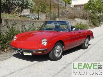 Usata Alfa Romeo Spider 88 CV (64 kW) 1970 Rosso Cabrio