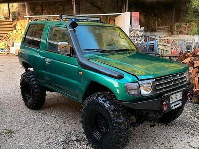 Usata Mitsubishi Pajero 1997 Verde SUV