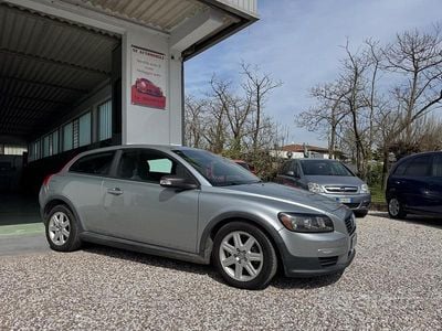 Usata Volvo C30 Summum 136 CV (100 kW) 2007 Grigio Utilitaria
