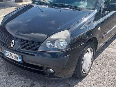 Renault Clio II
