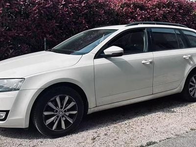 Occasion Skoda Octavia 105 ch (77 kW) 2013 Blanc Break