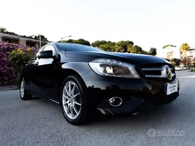 Usata Mercedes A180 109 CV (80 kW) 2013 Nero Utilitaria