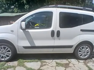 Usata Fiat Qubo Trekking 77 CV (56 kW) 2018 Bianco Monovolume