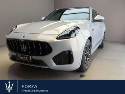 Begagnad Maserati Grecale GT 300 HK (220 kW) 2022 Vit SUV