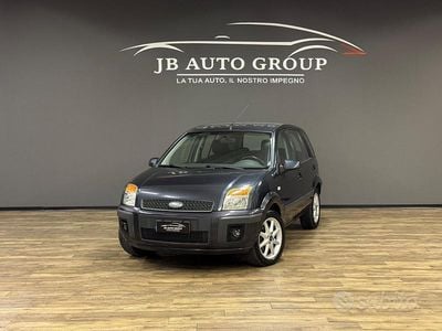 Usata Ford Fusion Collection 80 CV (58 kW) 2006 Grigio Utilitaria