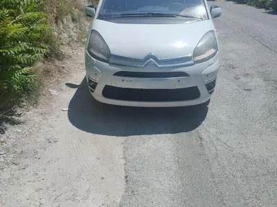 Usata Citroën Grand C4 Picasso 2011 Bianco Monovolume