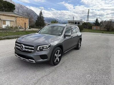 Usata Mercedes GLB200 Premium 150 CV (110 kW) 2021 Grigio SUV