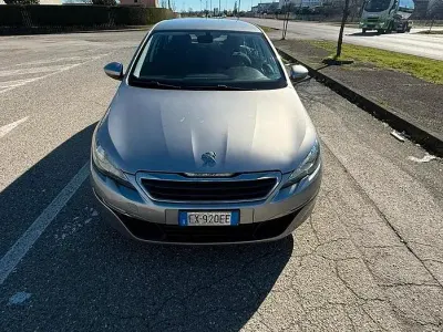 Usata Peugeot 308 Business-Line 92 CV (67 kW) 2014 Grigio Station wagon