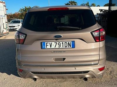 Usata Ford Kuga Vignale 150 CV (110 kW) 2019 Marrone SUV