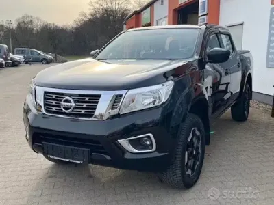 Usata Nissan Navara N-Connecta 190 CV (139 kW) 2020 Nero Pick-up