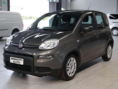 Grigio scuro Usata 2022 Fiat Panda S Berlina | 10.490 € (Buon prezzo)