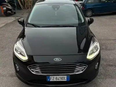 Usata Ford Fiesta Titanium 86 CV (63 kW) 2019 Nero Utilitaria