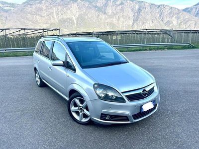 usata Opel Zafira 1.9 16V CDTI 150CV Cosmo