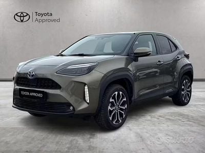 Usata Toyota Yaris Cross Trend 116 CV (85 kW) 2022 Giallo SUV
