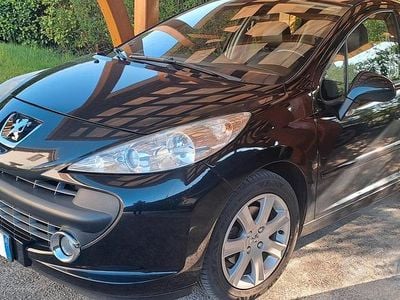 Usata Peugeot 207 110 CV (80 kW) 2007 Nero Berlina