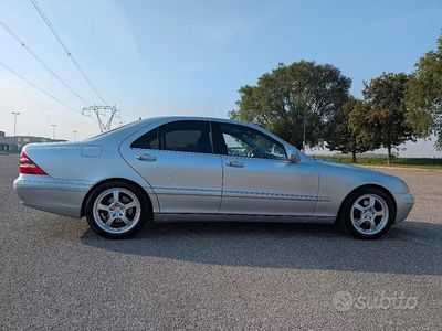 Usata Mercedes S320 224 CV (164 kW) 2000 Grigio Berlina