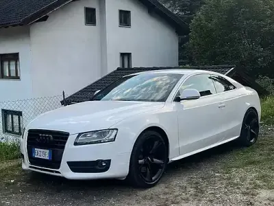 Käytetty Audi A5 190 HP (139 kW) 2009 Valkoinen Coupe - kaksiovinen