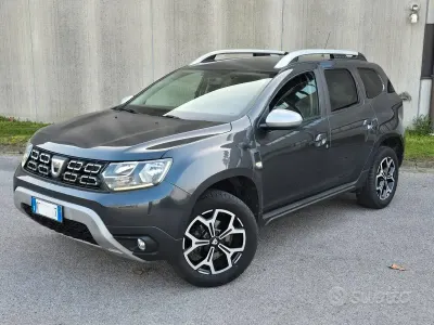 Usata Dacia Duster Prestige 101 CV (74 kW) 2021 Grigio SUV