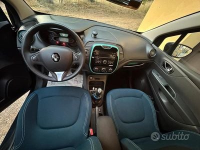 Usata Renault Captur 90 CV (66 kW) 2016 Blu SUV