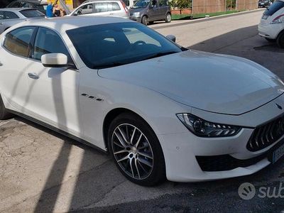 Usata Maserati Ghibli 275 CV (202 kW) 2015 Bianco Coupé