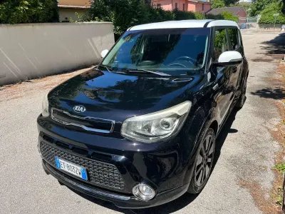 Usata Kia Soul 128 CV (94 kW) 2015 Nero SUV
