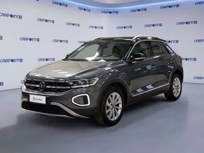 Usata VW T-Roc Style 116 CV (85 kW) 2025 Grigio SUV