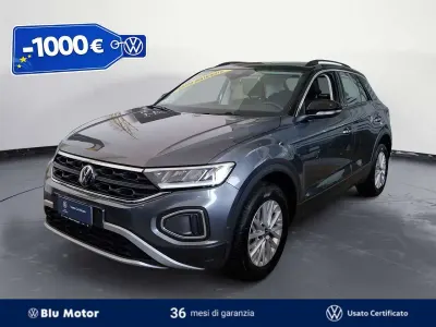 Usata VW T-Roc Life 116 CV (85 kW) 2025 Indium grey metallizzato nero SUV