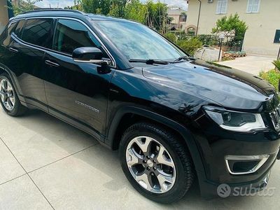 Gebraucht Jeep Compass 140 PS (102 kW) 2019 Schwarz SUV