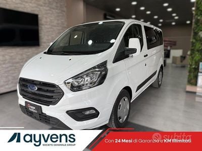 Usata Ford Transit Custom Trend 130 CV (95 kW) 2022 Bianco Monovolume