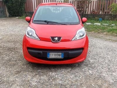Usata Peugeot 107 68 CV (50 kW) 2007 Utilitaria