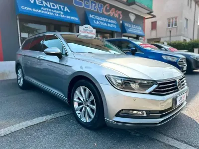 Usata VW Passat Comfortline 150 CV (110 kW) 2016 Other Station wagon