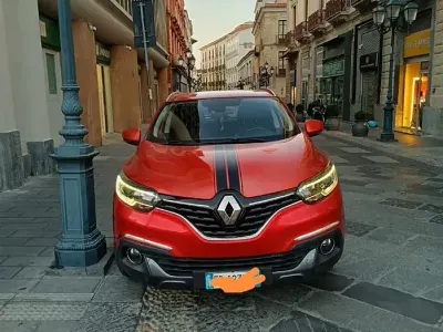 Usata Renault Kadjar 110 CV (80 kW) 2015 Rosso SUV