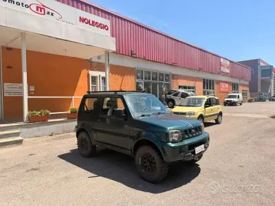 Usata Suzuki Jimny 82 CV (60 kW) 2003 Verde SUV