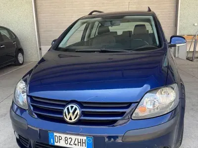 Usata VW Golf VI United 102 CV (75 kW) 2008 Blu Utilitaria