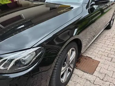 Usata Mercedes E220 Exclusive 194 CV (142 kW) 2019 Nero Berlina