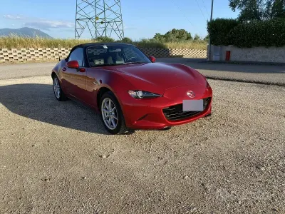 Begagnad Mazda MX5