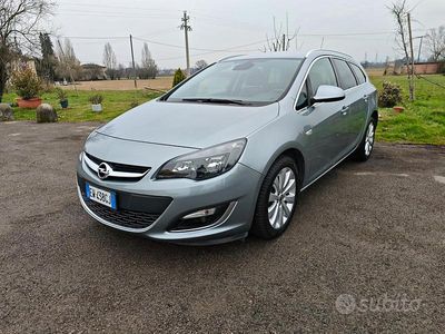 Blu Usata 2014 Opel Astra Cosmo Station wagon | 6000 € (Buon prezzo)