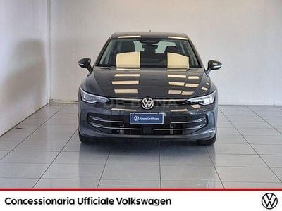 Usata VW Golf VIII Style 150 CV (110 kW) 2025 Grigio Utilitaria