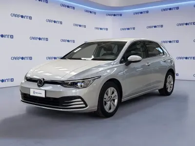 Usata VW Golf VIII Life 110 CV (80 kW) 2020 Argento Berlina