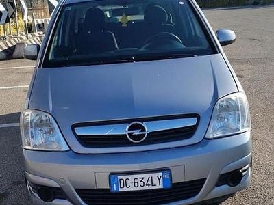 Occasion Opel Meriva 90 ch (66 kW) 2006 Gris Monospace