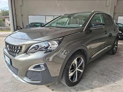 Usata Peugeot 3008 Allure 131 CV (96 kW) 2019 Grigio SUV
